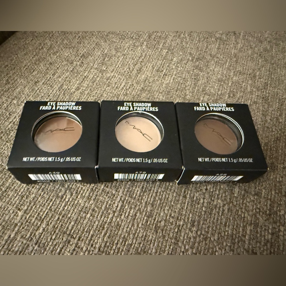 3 Lot NIB MAC cosmetics eye shadow